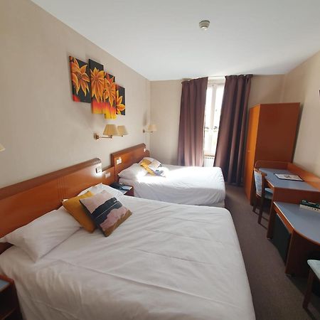 Logis Hotel Des Bourbons Монлюсон Екстер'єр фото
