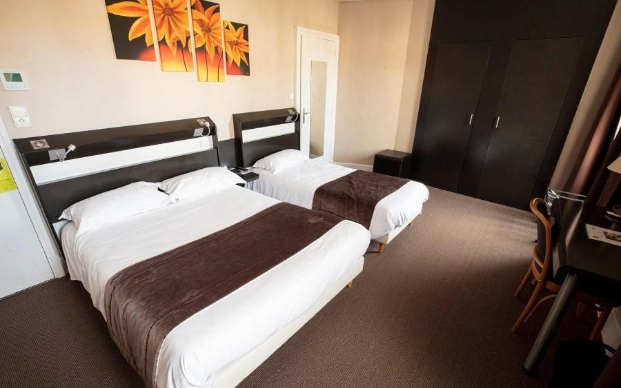 Logis Hotel Des Bourbons Монлюсон Екстер'єр фото