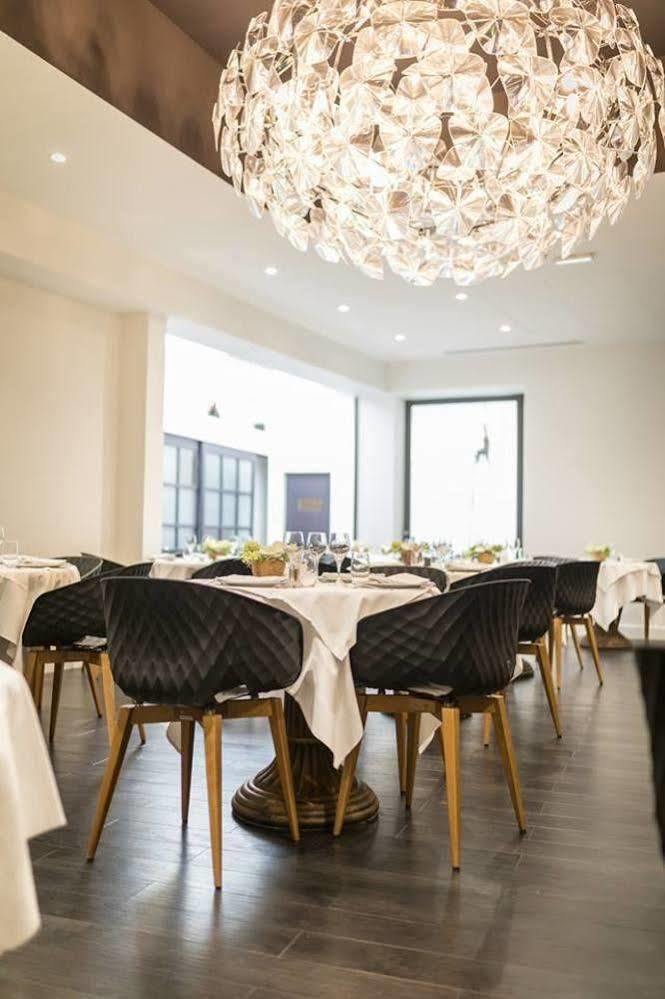 Logis Hotel Des Bourbons Монлюсон Екстер'єр фото