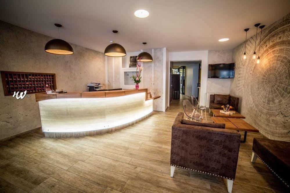 Logis Hotel Des Bourbons Монлюсон Екстер'єр фото